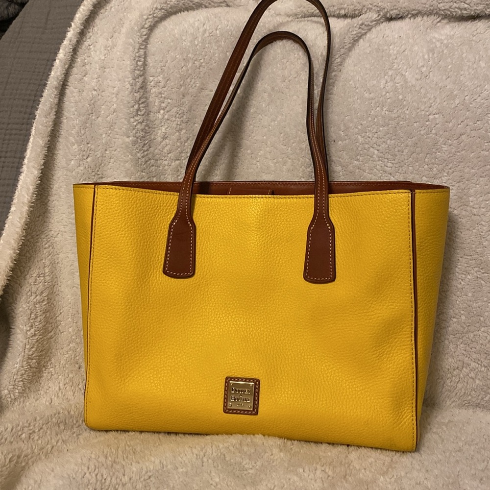 Dooney & Bourke Sunset Ashton